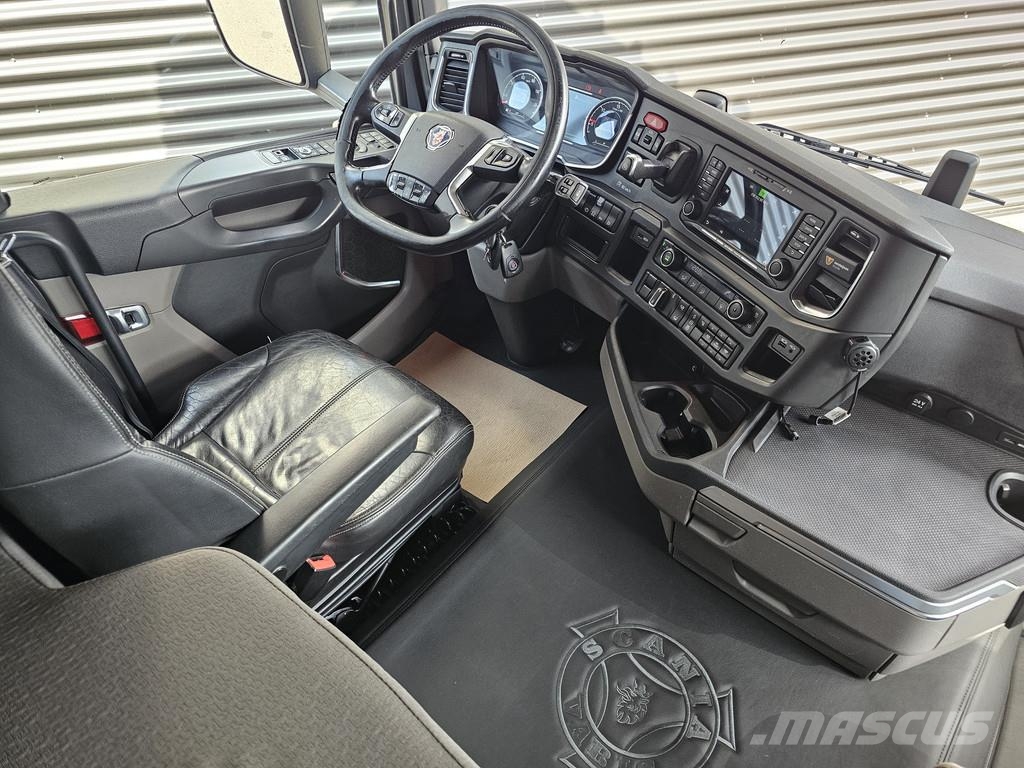 Scania R450 4x2 / FULL AIR / PARKING COOLER / 2 TANKS / P Trekkers
