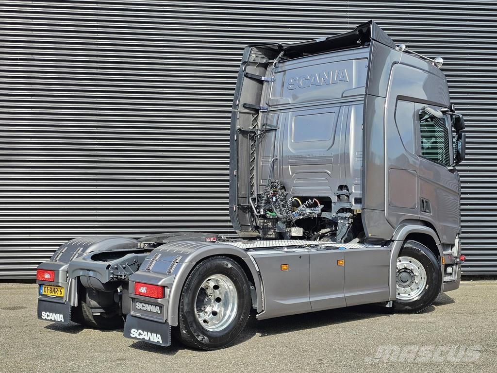 Scania R450 4x2 / FULL AIR / PARKING COOLER / 2 TANKS / P Trekkers