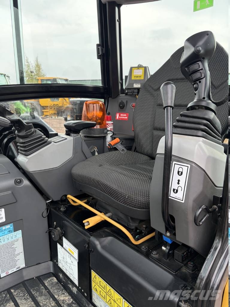 CAT 303.5 CR Minigrävare < 7t