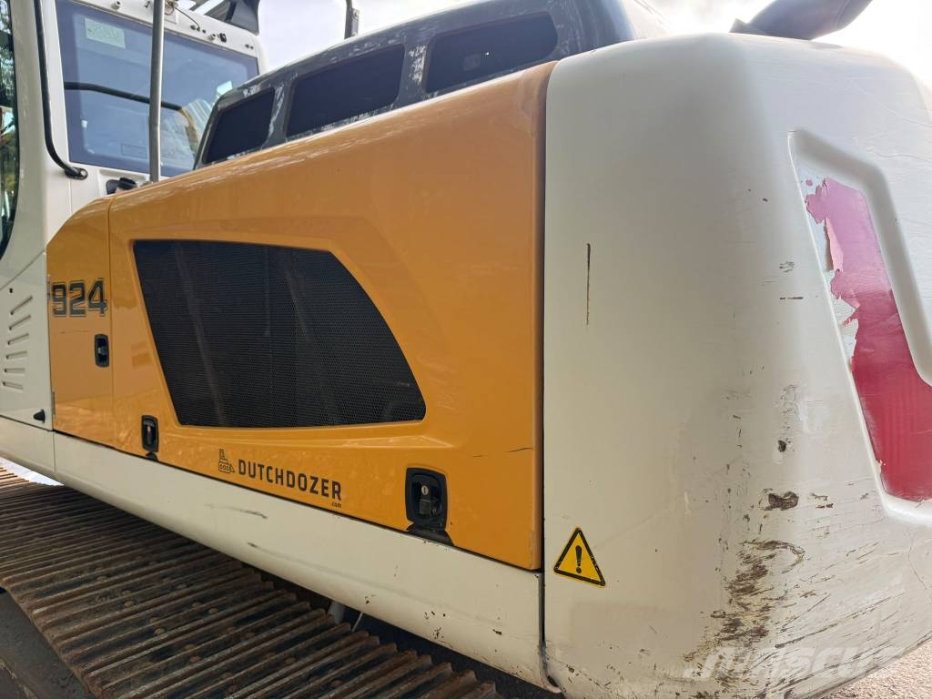Liebherr R 924 (3 meter wide) Roomikekskavaatorid