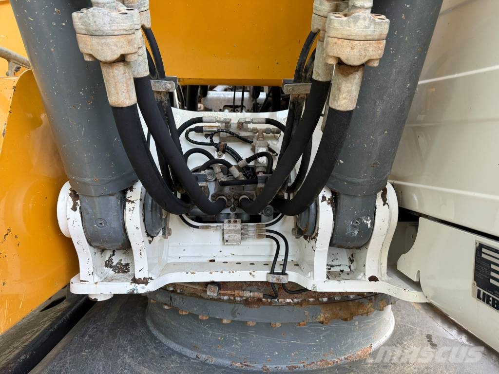 Liebherr R 924 (3 meter wide) Roomikekskavaatorid
