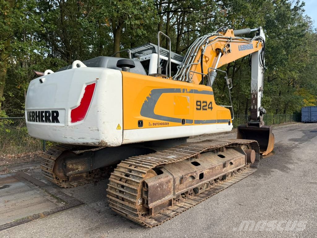 Liebherr R 924 (3 meter wide) Roomikekskavaatorid