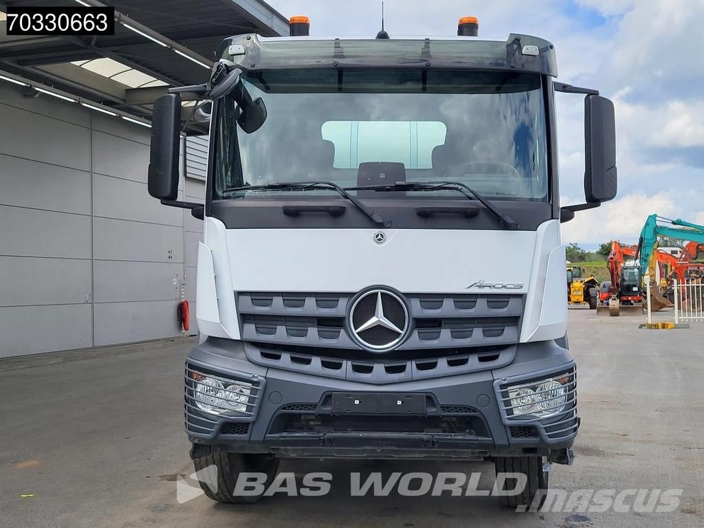 Mercedes-Benz Arocs 3240 8X4 9m3 Schwing Stetter mixer Steel sus Betongbiler