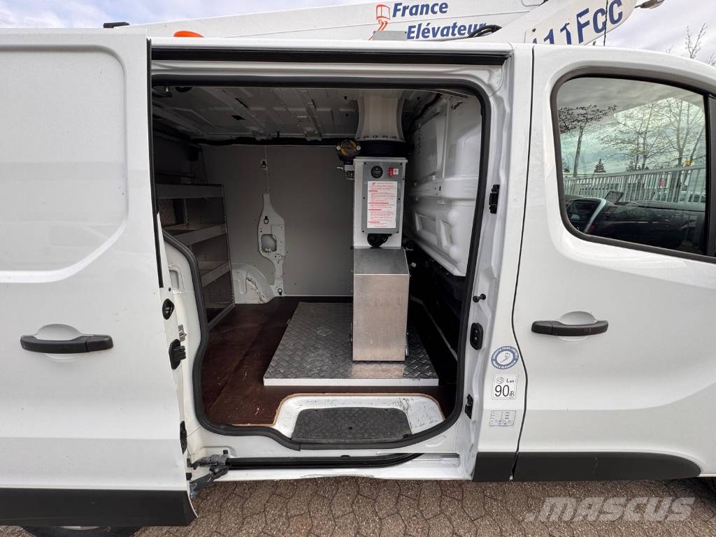 Renault Trafic III Hubarbeitsbühne Steiger France Elevateu Diger