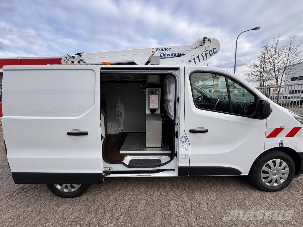 Renault Trafic III Hubarbeitsbühne Steiger France Elevateu Diger