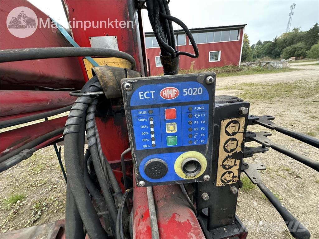 HMF 1253 K3 TS Camion plateau ridelle avec grue