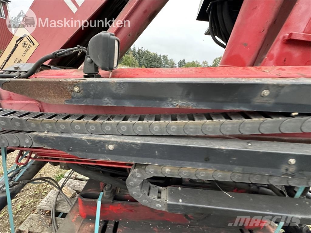 HMF 1253 K3 TS Camion plateau ridelle avec grue