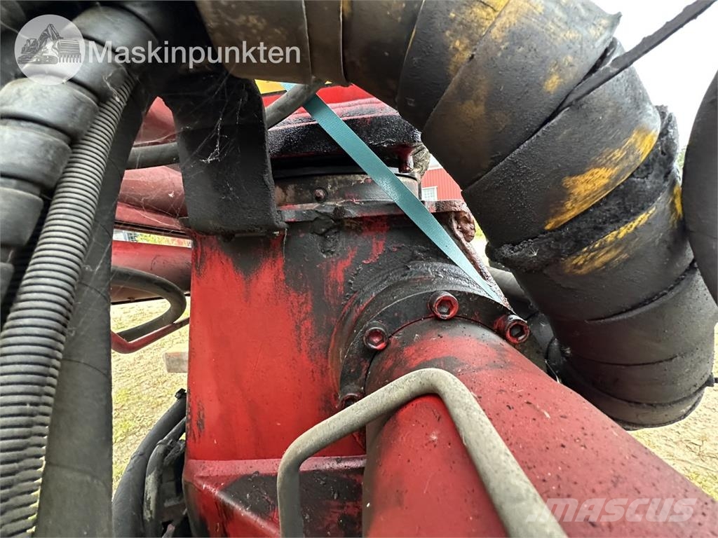 HMF 1253 K3 TS Camion plateau ridelle avec grue