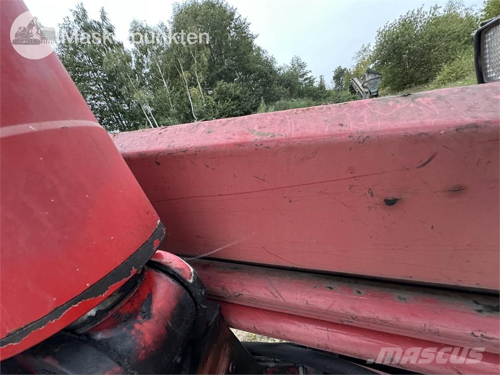 HMF 1253 K3 TS Camion plateau ridelle avec grue