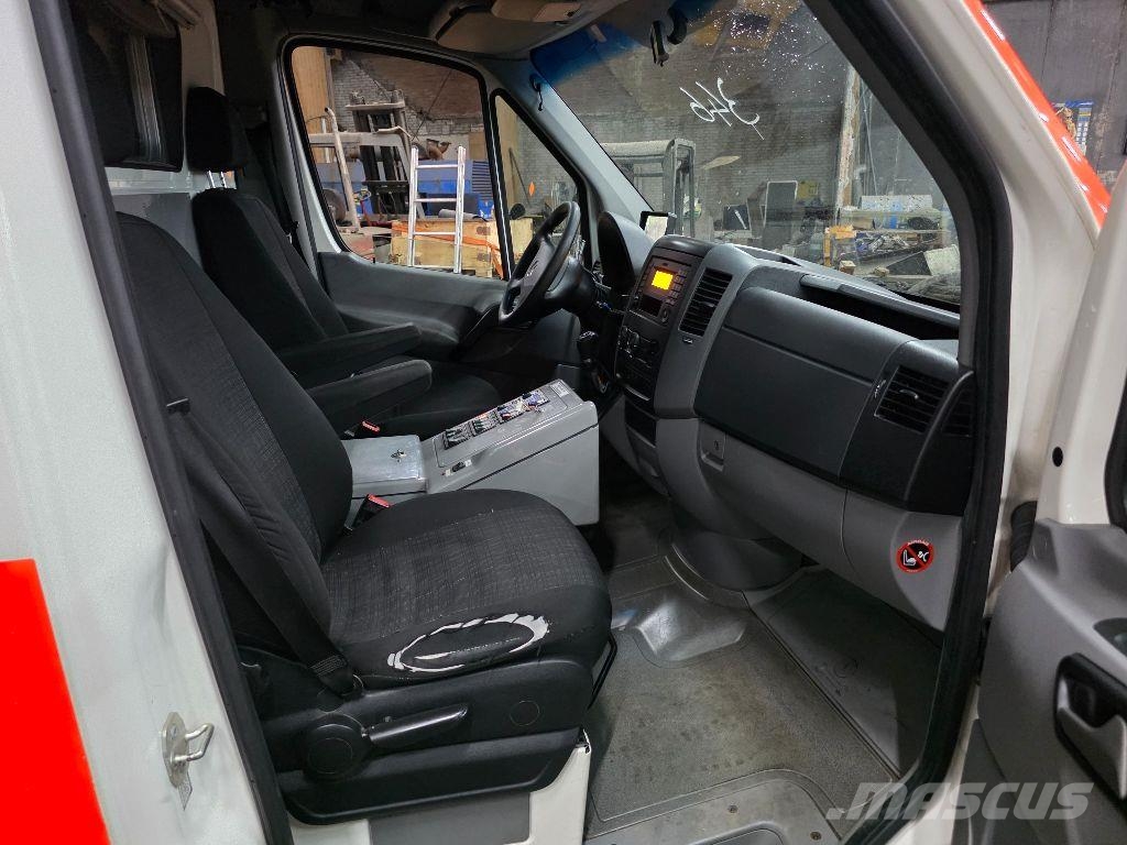 Mercedes-Benz Sprinter 516 CDI Ambulance Ambulances