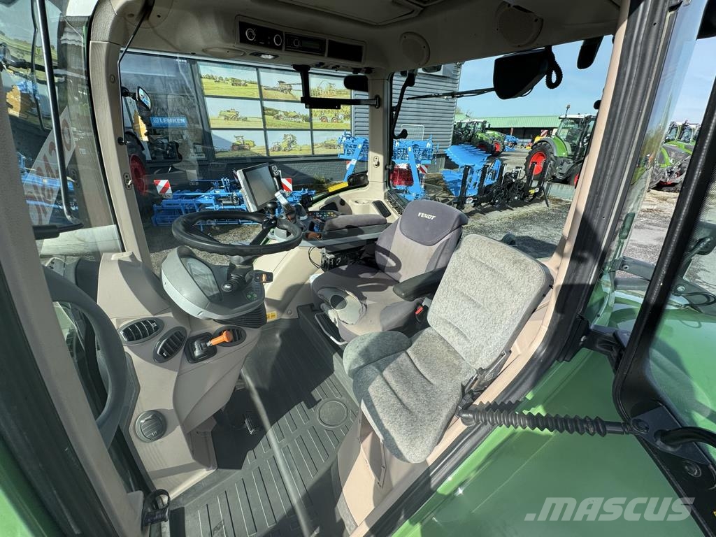 Fendt 724 VARIO PROFI + Трактори
