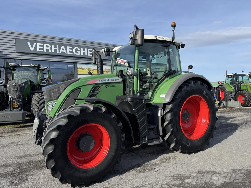 Fendt 724 VARIO PROFI + Трактори