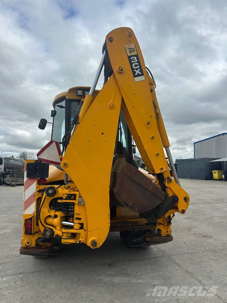 JCB 3 CX 4 T Ekskavaatorlaadurid