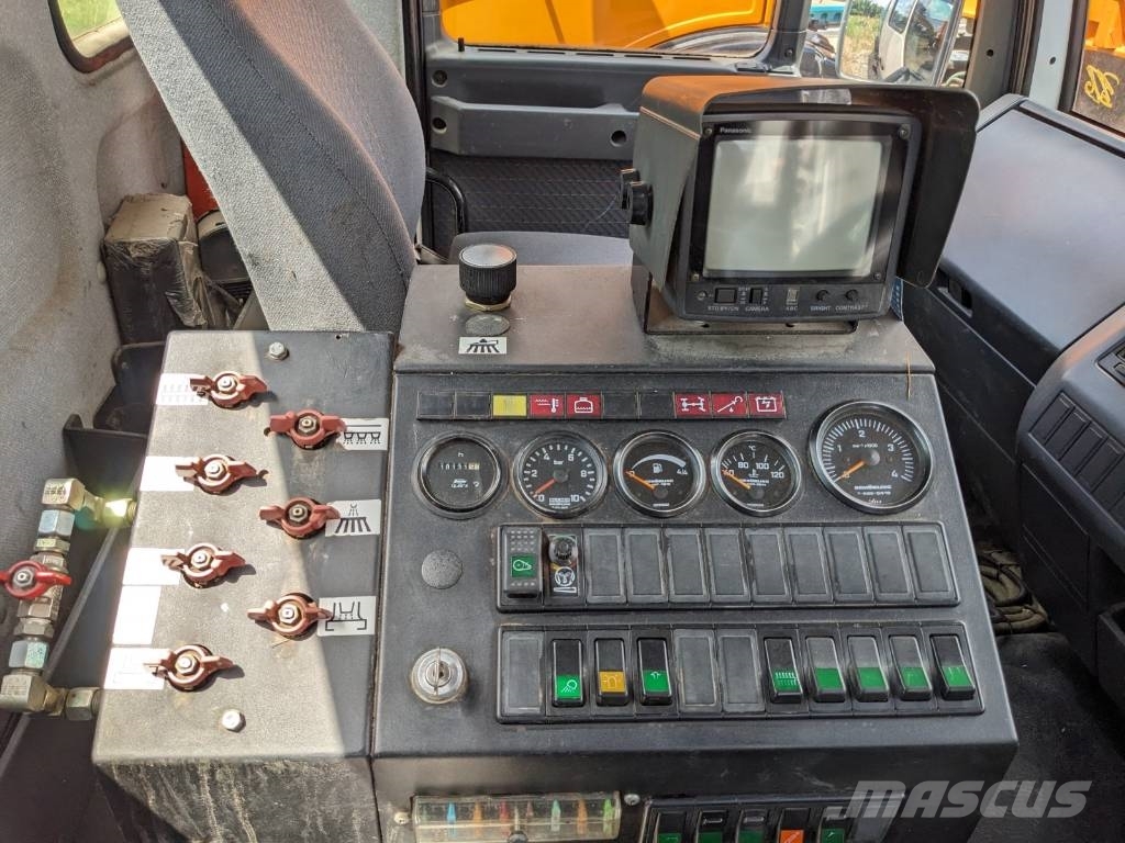 MAN 12.163 Kehrmaschine Erstzulassung 2000 Cestni pometači