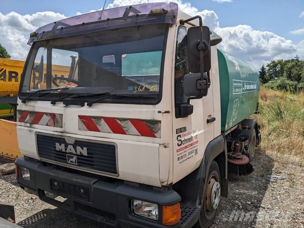 MAN 12.163 Kehrmaschine Erstzulassung 2000 Cestni pometači
