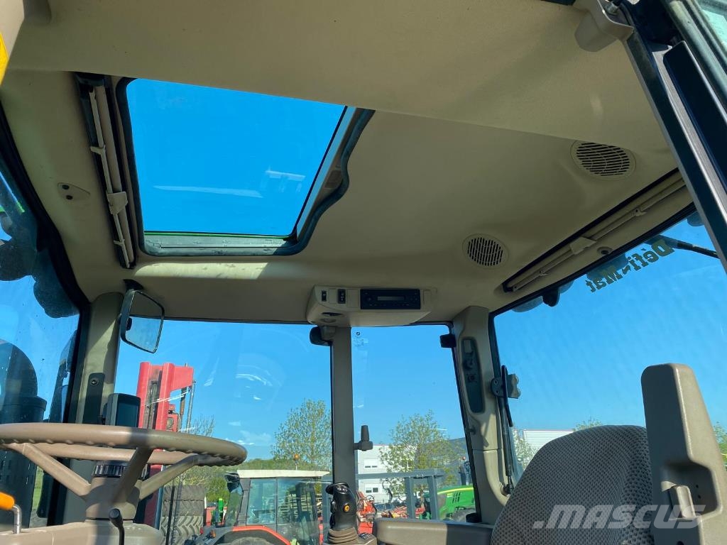 John Deere 6110M CMQ Tractors
