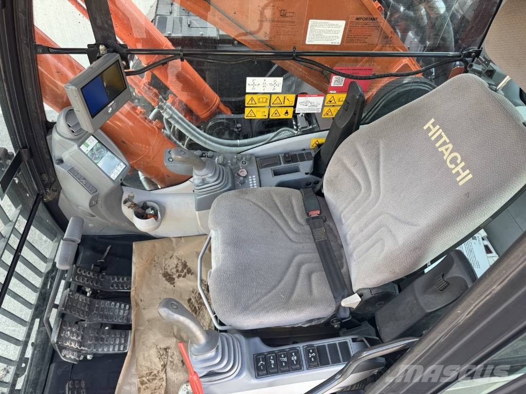 Hitachi ZX 490 LC H-6 حفارات زحافة