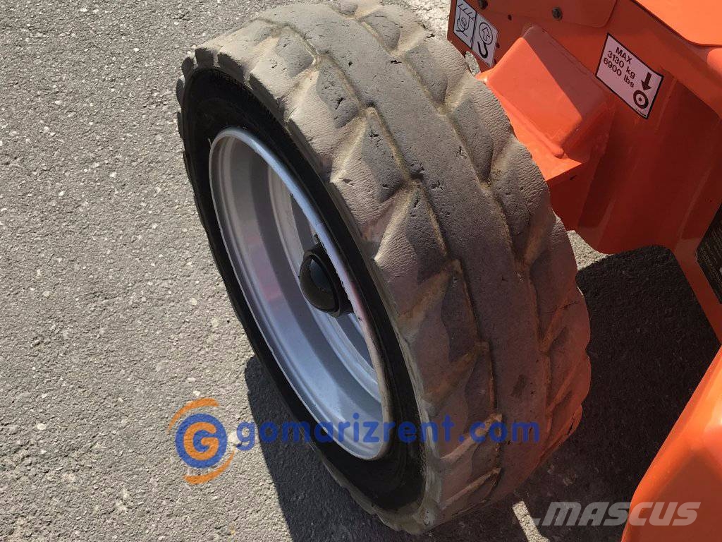 JLG E 450 AJ Колінчаті підйомники