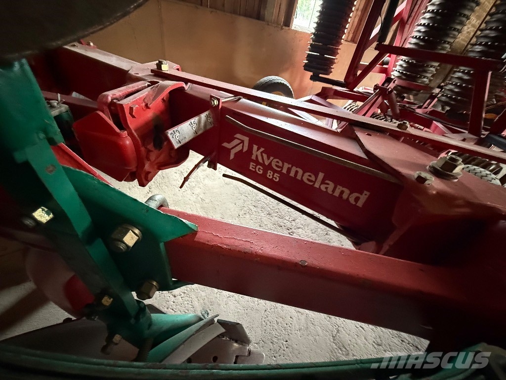 Kverneland EG85-300 5sk lite använd! Wentelploegen