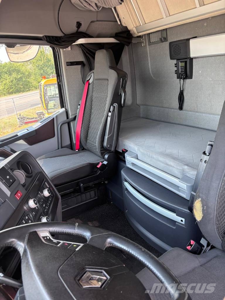 Renault T480 وحدات الجر