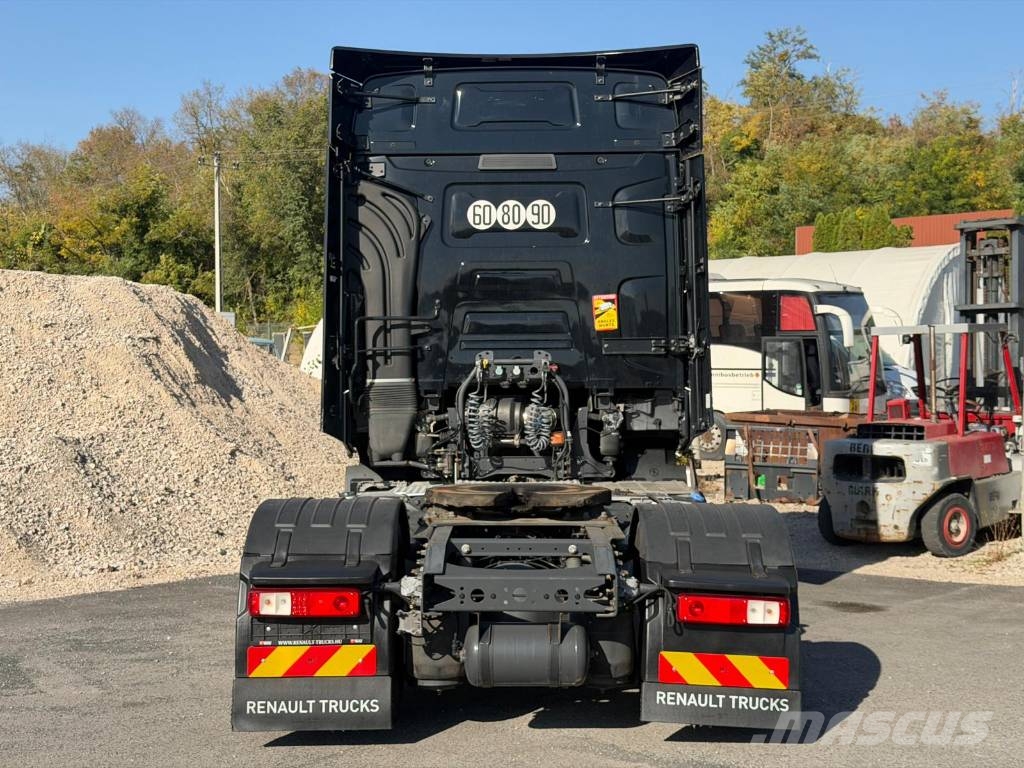 Renault T480 وحدات الجر