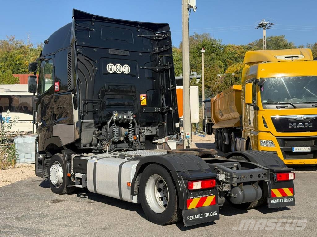 Renault T480 وحدات الجر