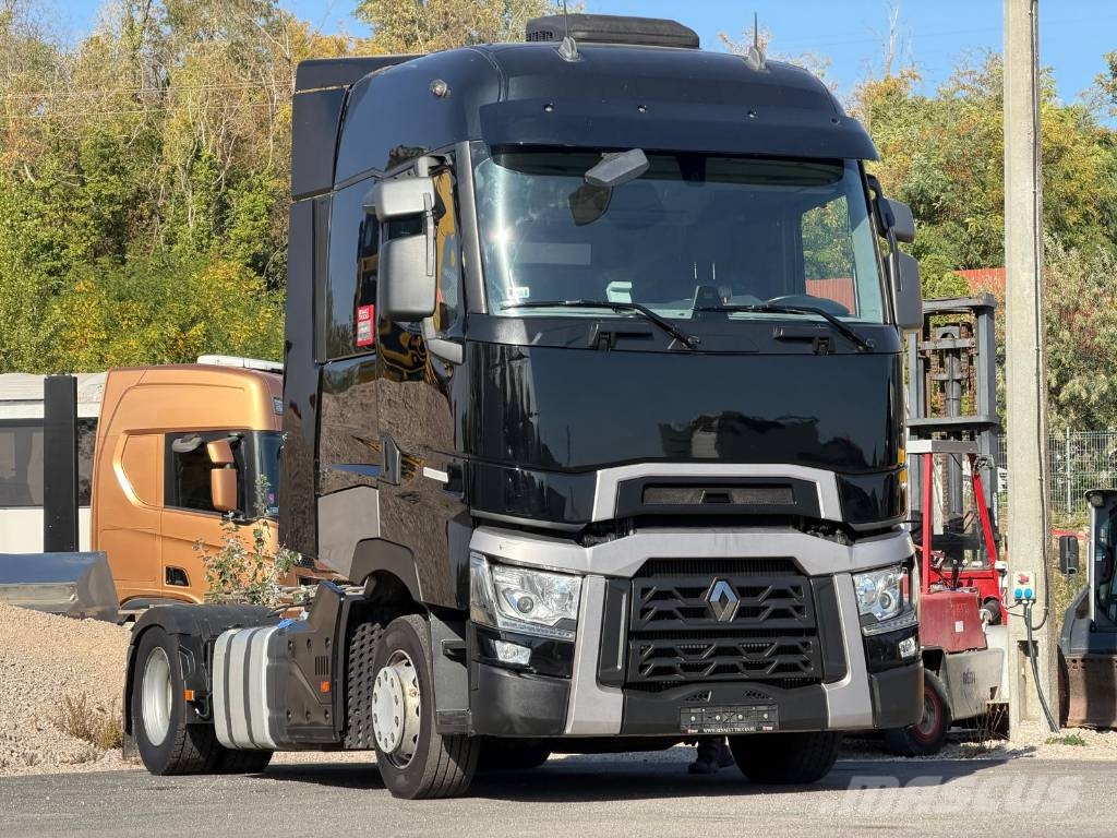 Renault T480 وحدات الجر
