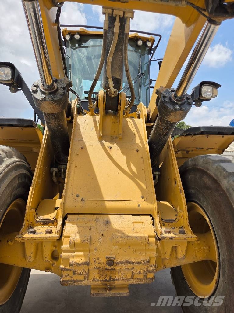 CAT 966 M XE Incarcator pe pneuri