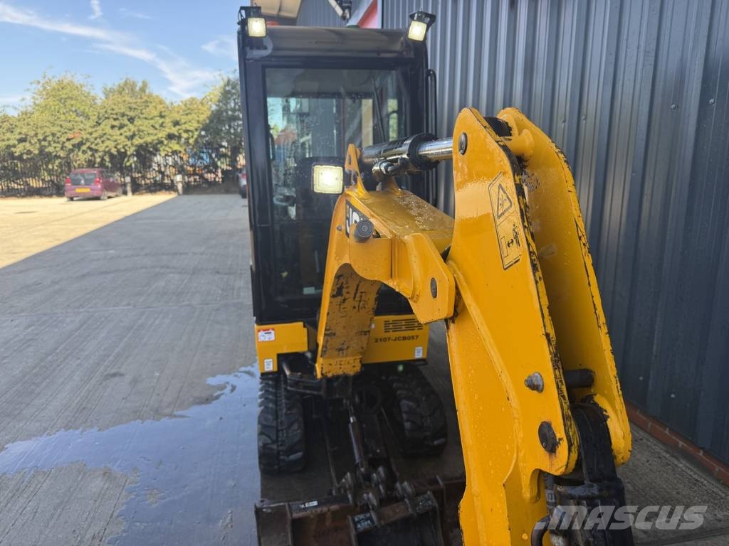JCB 15 C-1 Miniescavatori
