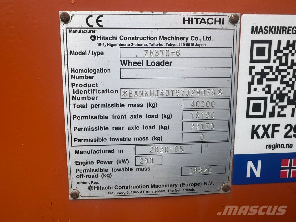 Hitachi ZW 370-6 Gumikerekes homlokrakodók