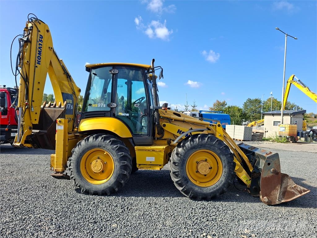 Komatsu WB 97 S - 5 4X4 معدات البناء - غير ذلك