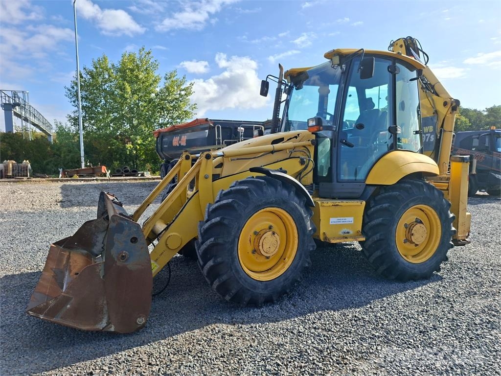 Komatsu WB 97 S - 5 4X4 معدات البناء - غير ذلك