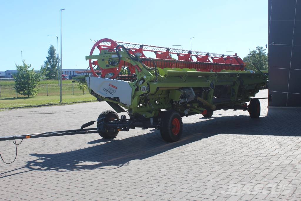 CLAAS Lexion 6900 Θεριζοαλωνιστικές μηχανές