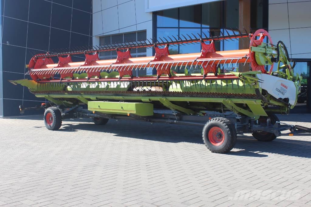 CLAAS Lexion 6900 Θεριζοαλωνιστικές μηχανές