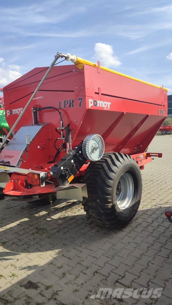 Pomot UPR 7 T fertilizer and lime spreader Mineralinių trąšų barstytuvai