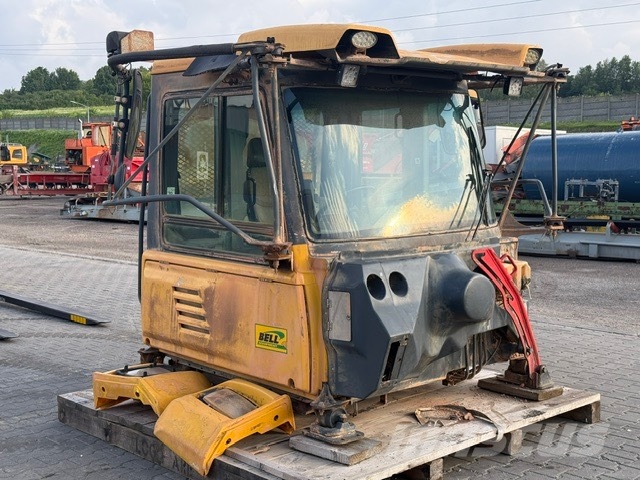 Bell B 50 D USED CAB Cabine en interieur