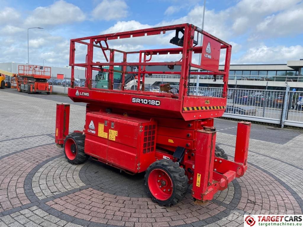 LGMG SR1018D Diesel 4x4 Scissor SR3369D WorkLift 1170cm 剪式升降機