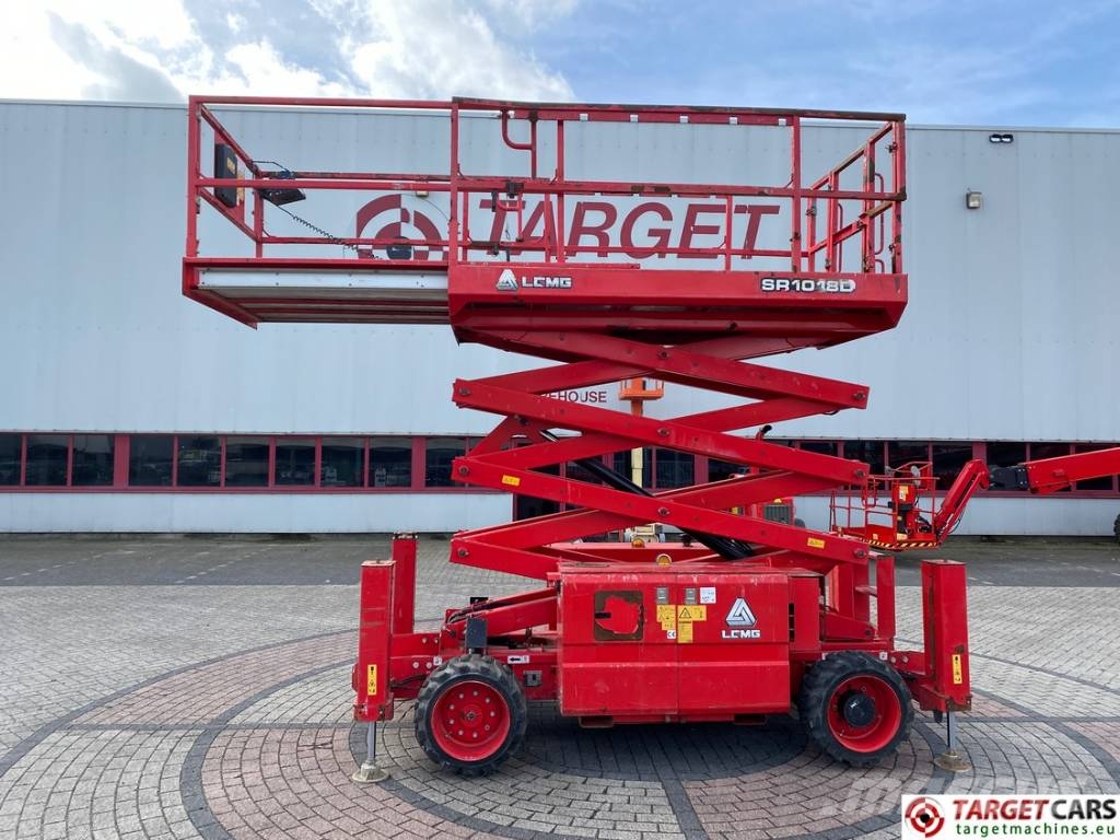 LGMG SR1018D Diesel 4x4 Scissor SR3369D WorkLift 1170cm 剪式升降機
