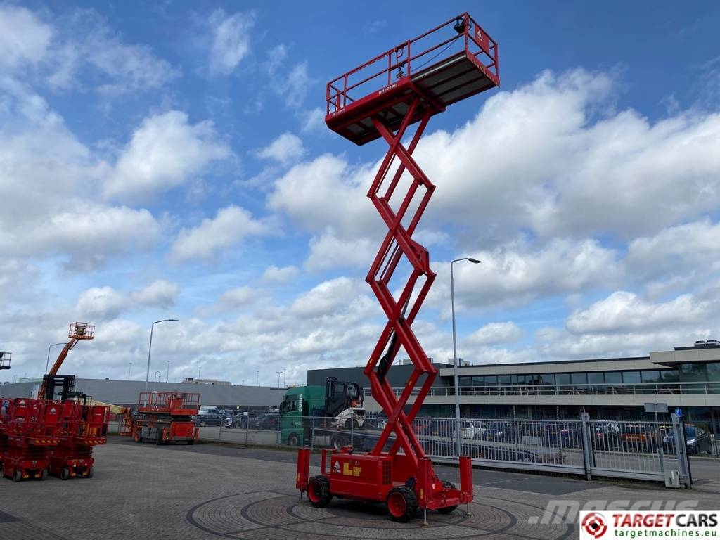 LGMG SR1018D Diesel 4x4 Scissor SR3369D WorkLift 1170cm 剪式升降機