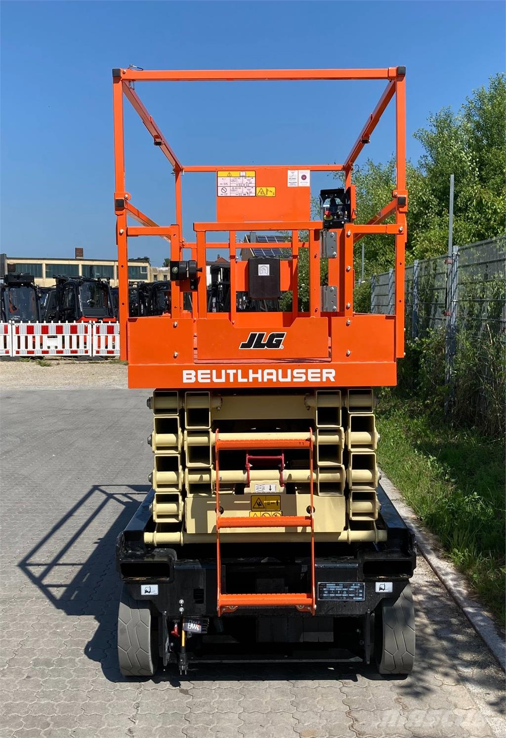 JLG ES3246 剪叉式升降机
