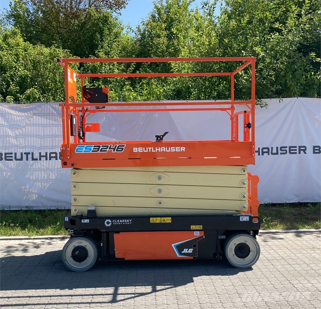 JLG ES3246 Šķerveida pacēlāji