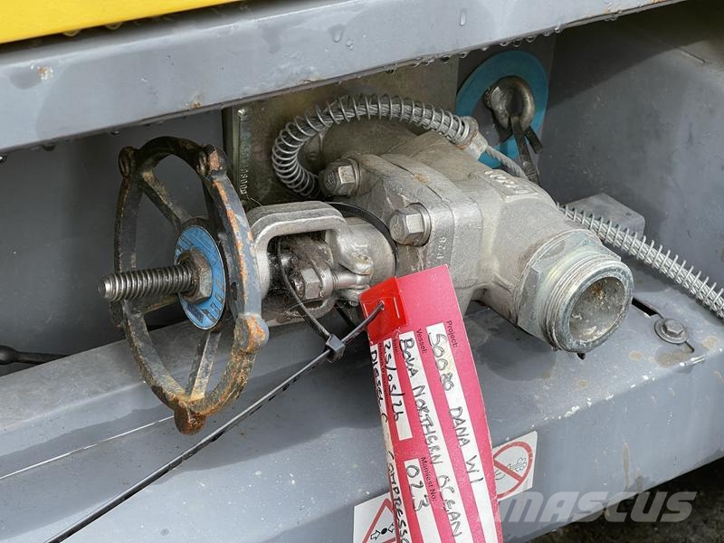 Atlas Copco XRYS 577 CD - N Compressors