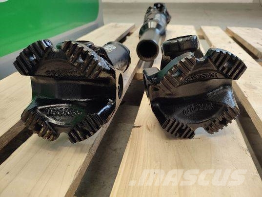 JCB Fastrac 4220 (W398TBQ) shaft Transmission