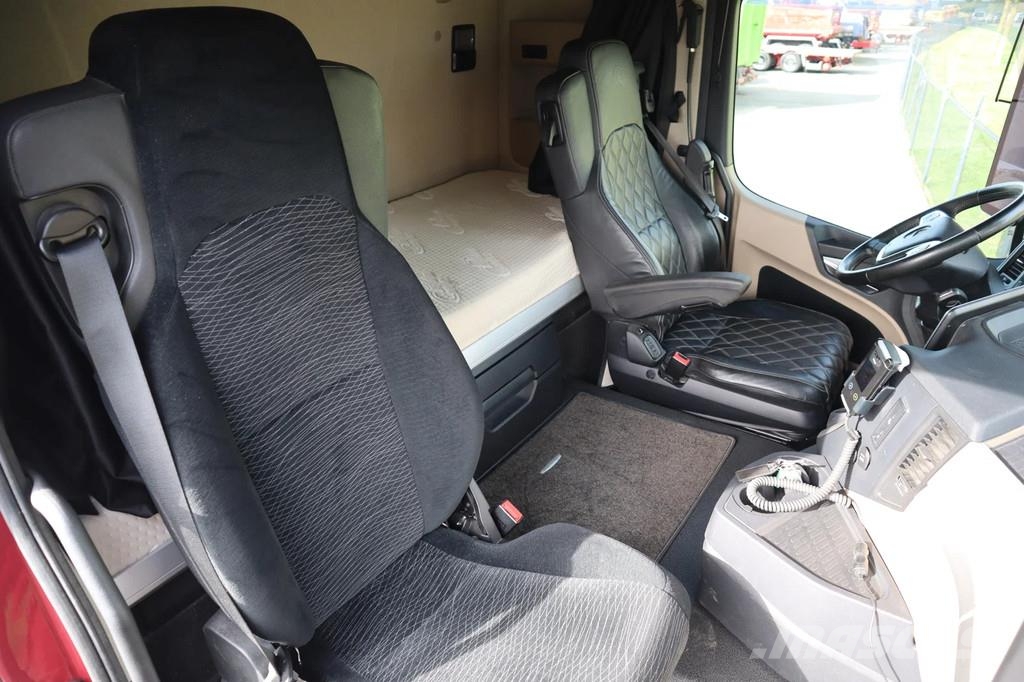 Mercedes-Benz Actros 2653 | 6X2 | RETARDER | MIRROR CAMS | EURO Vilcēji