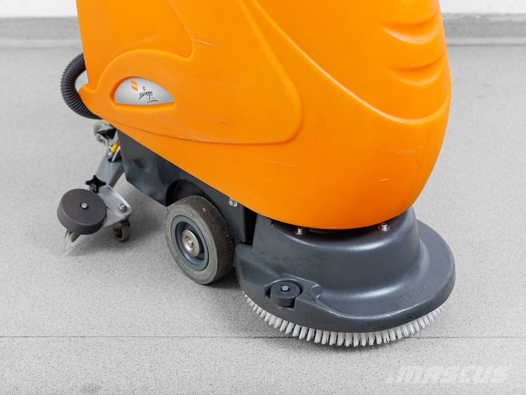 Taski SWINGO 755 B - NEW BATTERIES Strojevi za čiščenje i ribanje podova