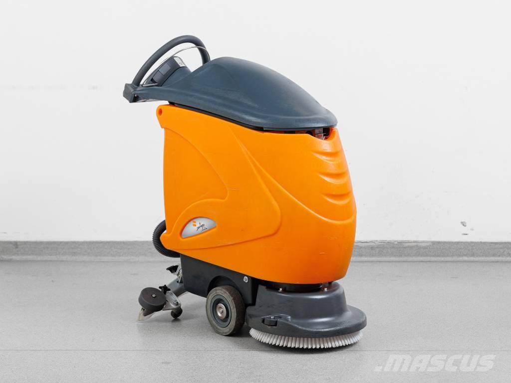 Taski SWINGO 755 B - NEW BATTERIES Strojevi za čiščenje i ribanje podova