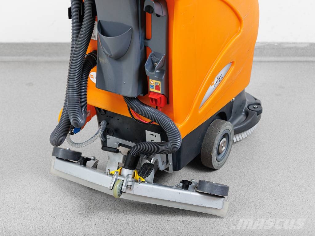 Taski SWINGO 755 B - NEW BATTERIES Strojevi za čiščenje i ribanje podova