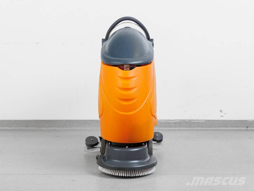 Taski SWINGO 755 B - NEW BATTERIES Strojevi za čiščenje i ribanje podova