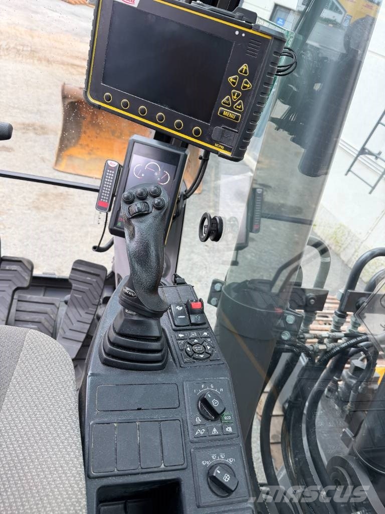 Volvo EC 220EL Todella siisti Excavadoras sobre orugas