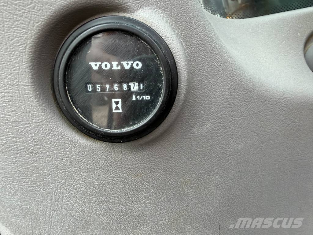 Volvo EC 220EL Todella siisti Excavadoras sobre orugas